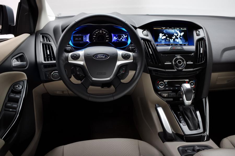  Ford Focus Electric 2011 года  (фото 36 из 131)